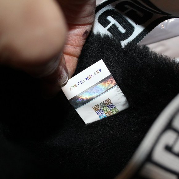 NIB UGG CRISS CROSS PLATFORM SHEARLING SLIDE SLIPPER SANDALS BLACK WHITE - Picture 6 of 7